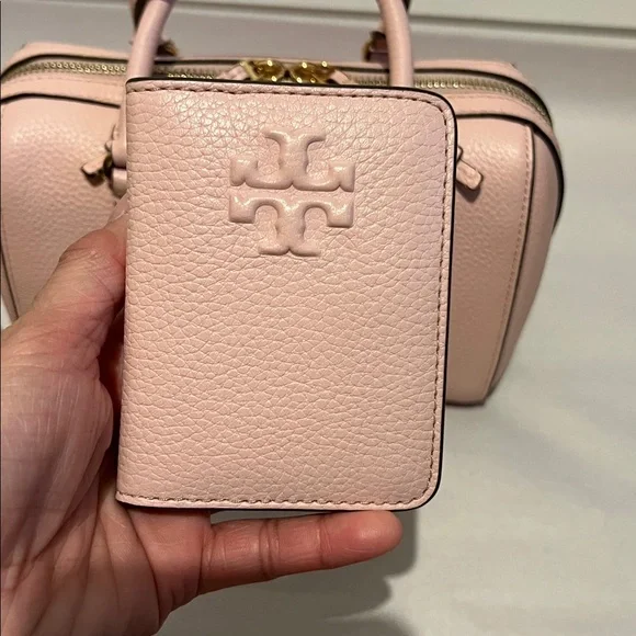 Tory Burch Pink Satchel/Crossbody Bag & Card Case - Picture 2 of 16